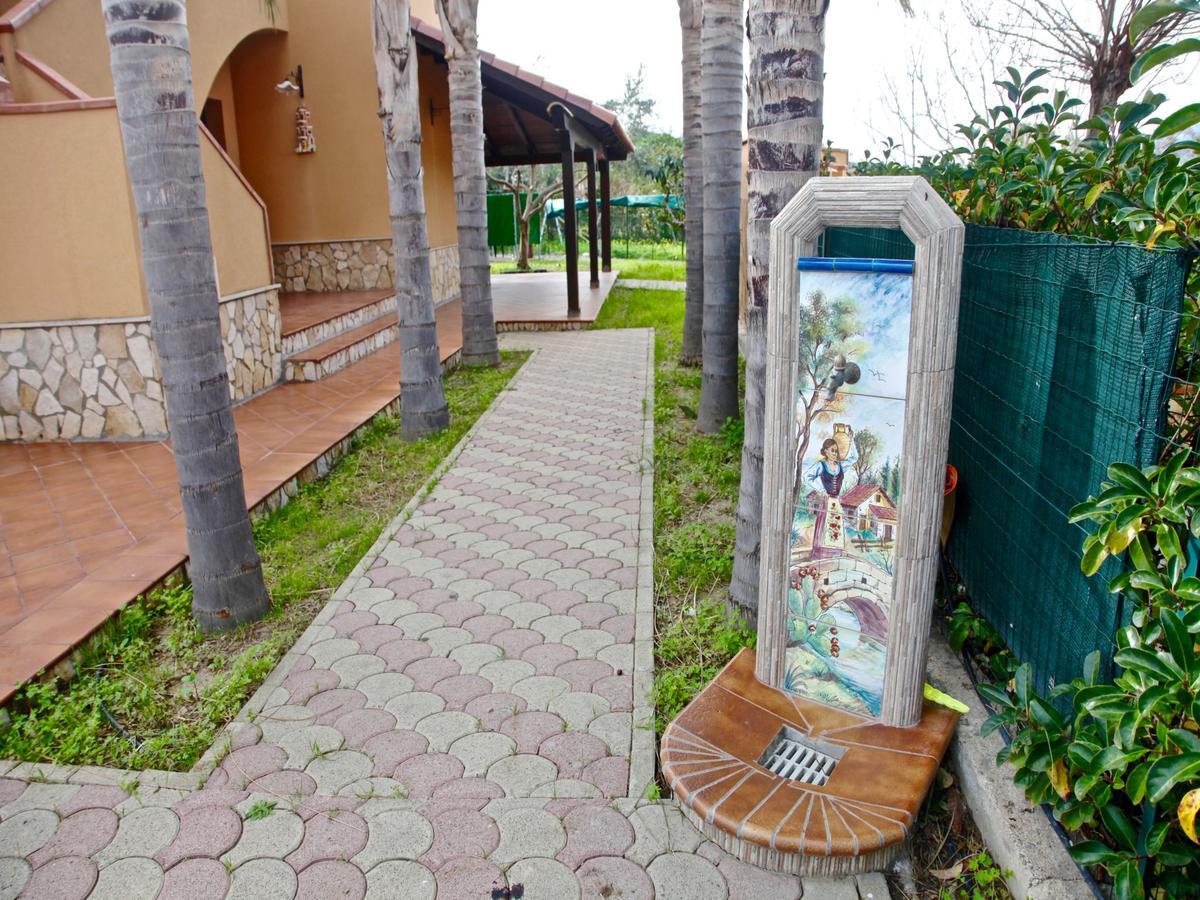 Villa Torre Roccella Campofelice Di Roccella Buitenkant foto